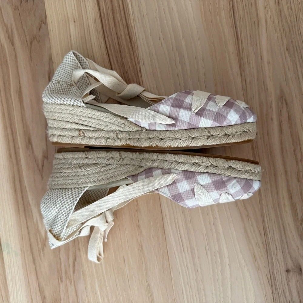 Childrenchic Canvas Stylish Beige Checkered Espadrille Wedges Size 40 (US 8)